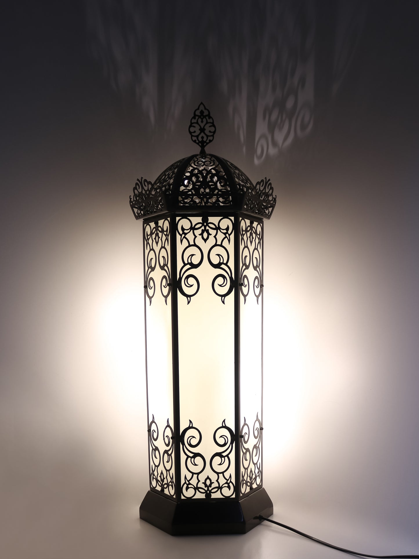 Moroccan Laser Cut Pattern Design Table Lamp