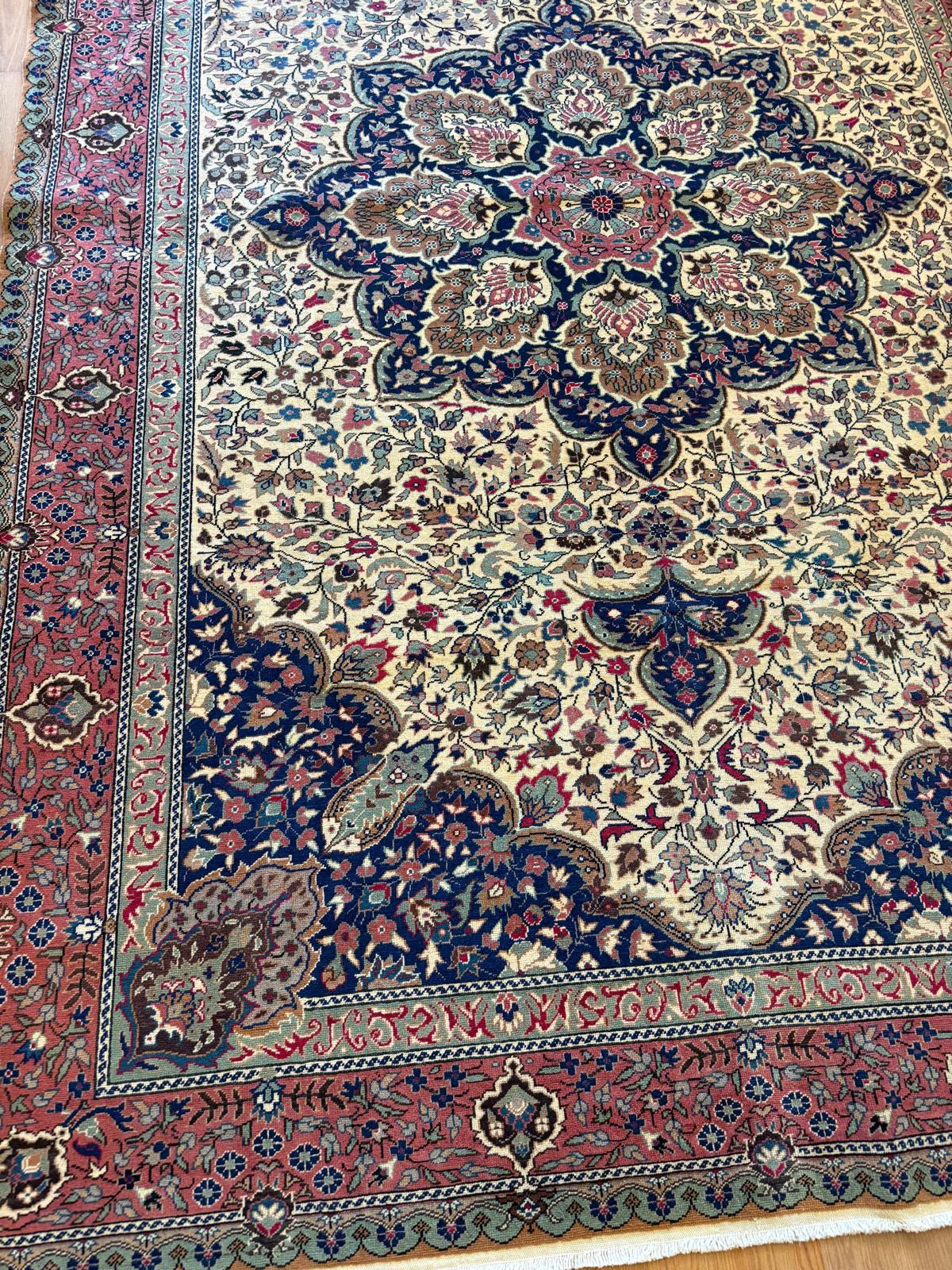 Vintage Turkish Rug  6'4" x 9'11"