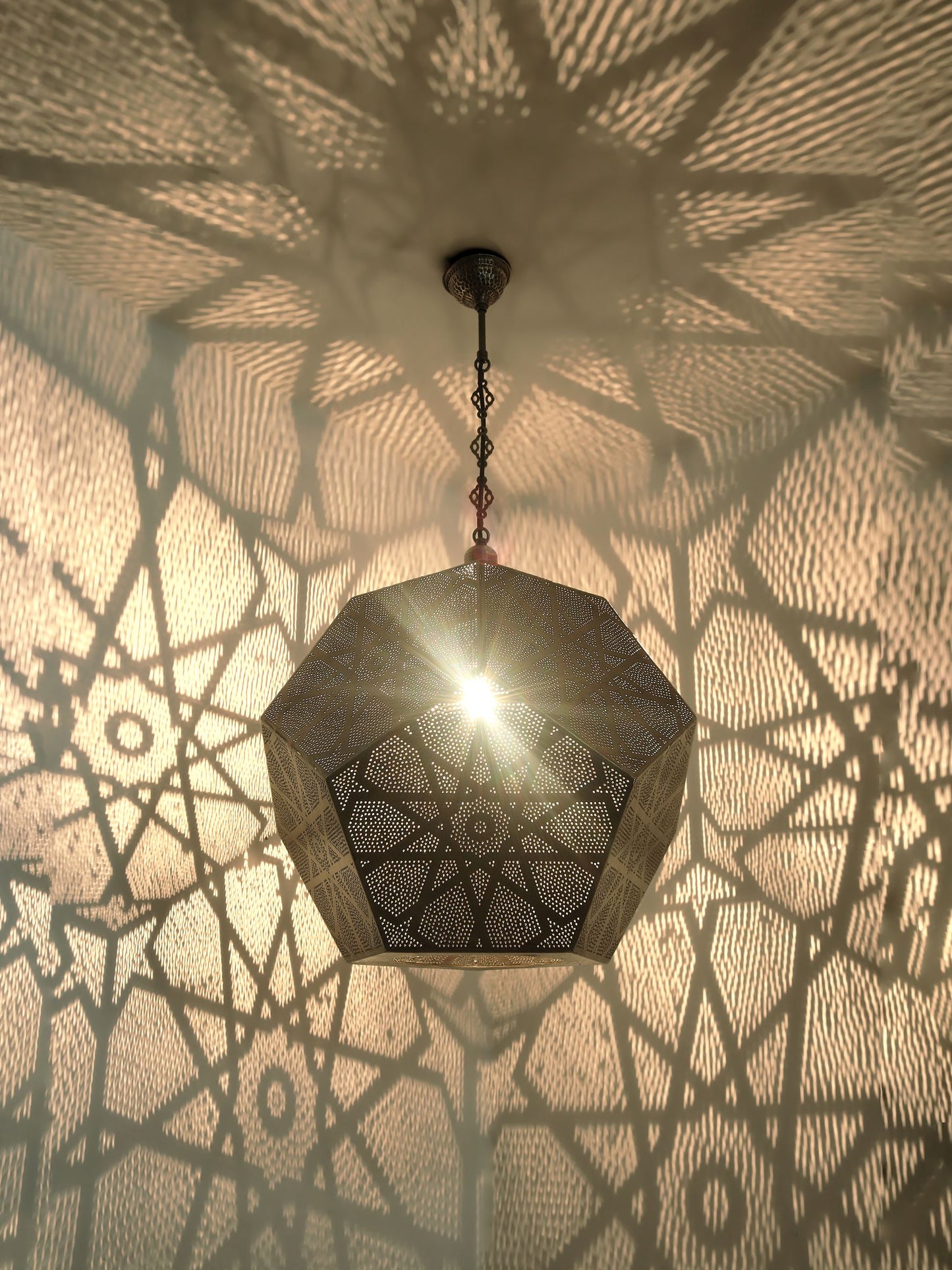 Moroccan Seljuk Pattern Shadow Effect Lantern Lamp